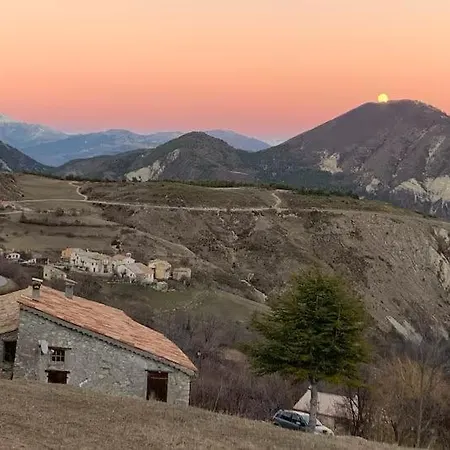 Le Picogu Vakantiehuis Ubraye
